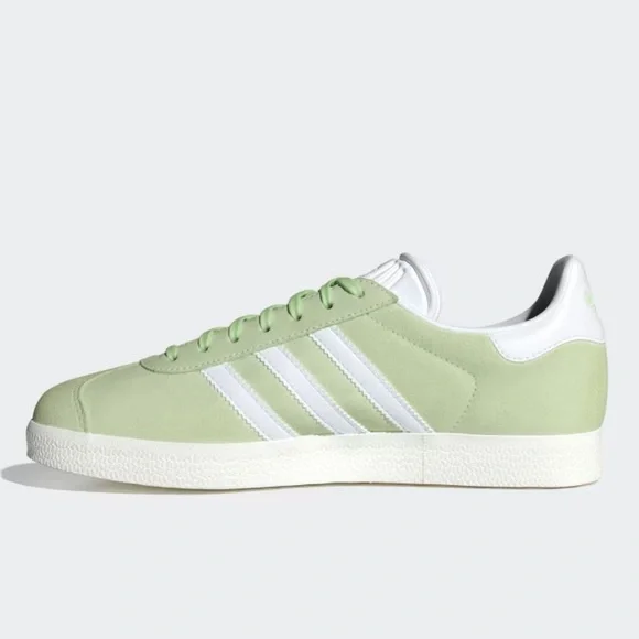 NWOB Adidas Light Green Gazelle Sneakers! - Picture 4 of 4